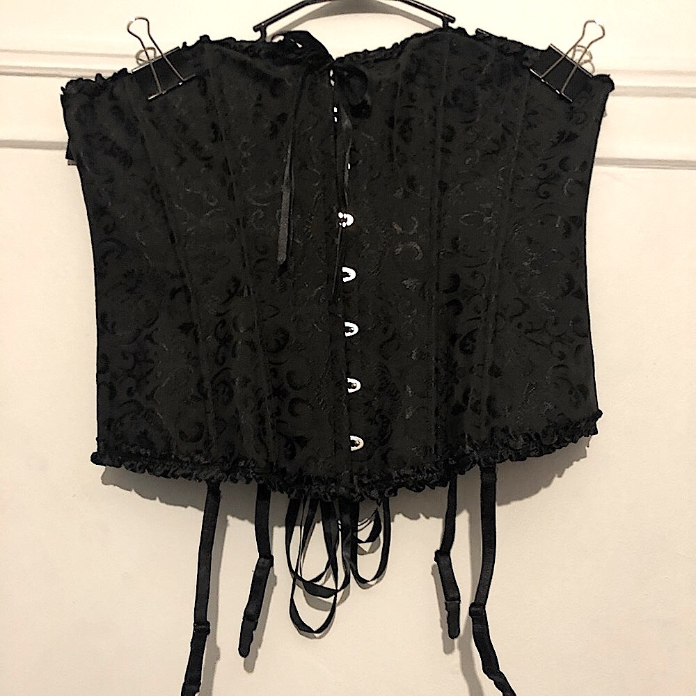 Hips & curves black corset with garters sz 3X